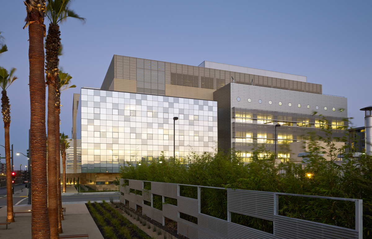 CVRI Building at Mission Bay